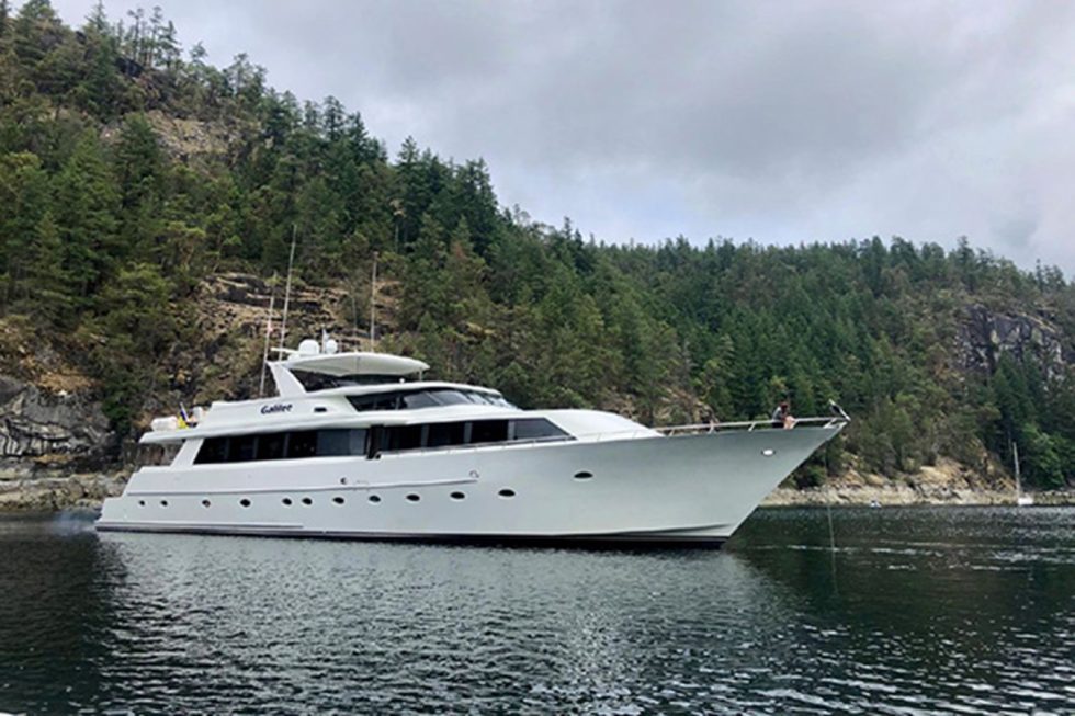 110 westport yacht for sale