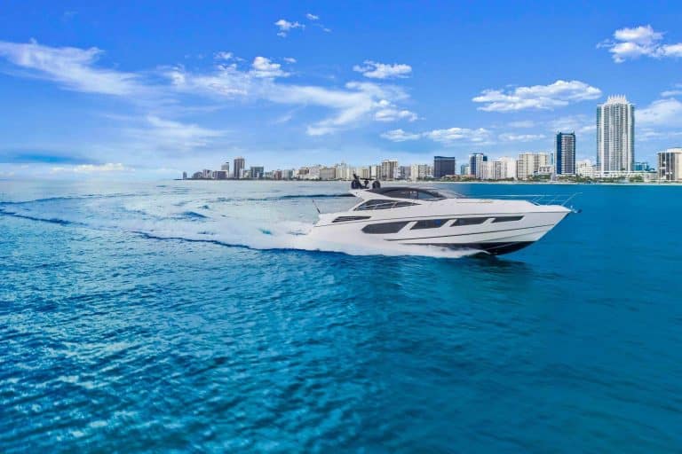 yacht charters in Miami