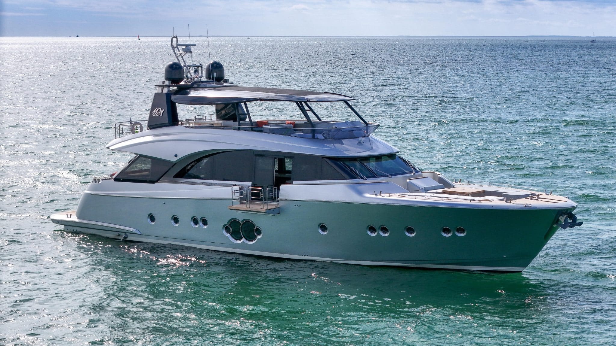 monte carlo yachts 86 price