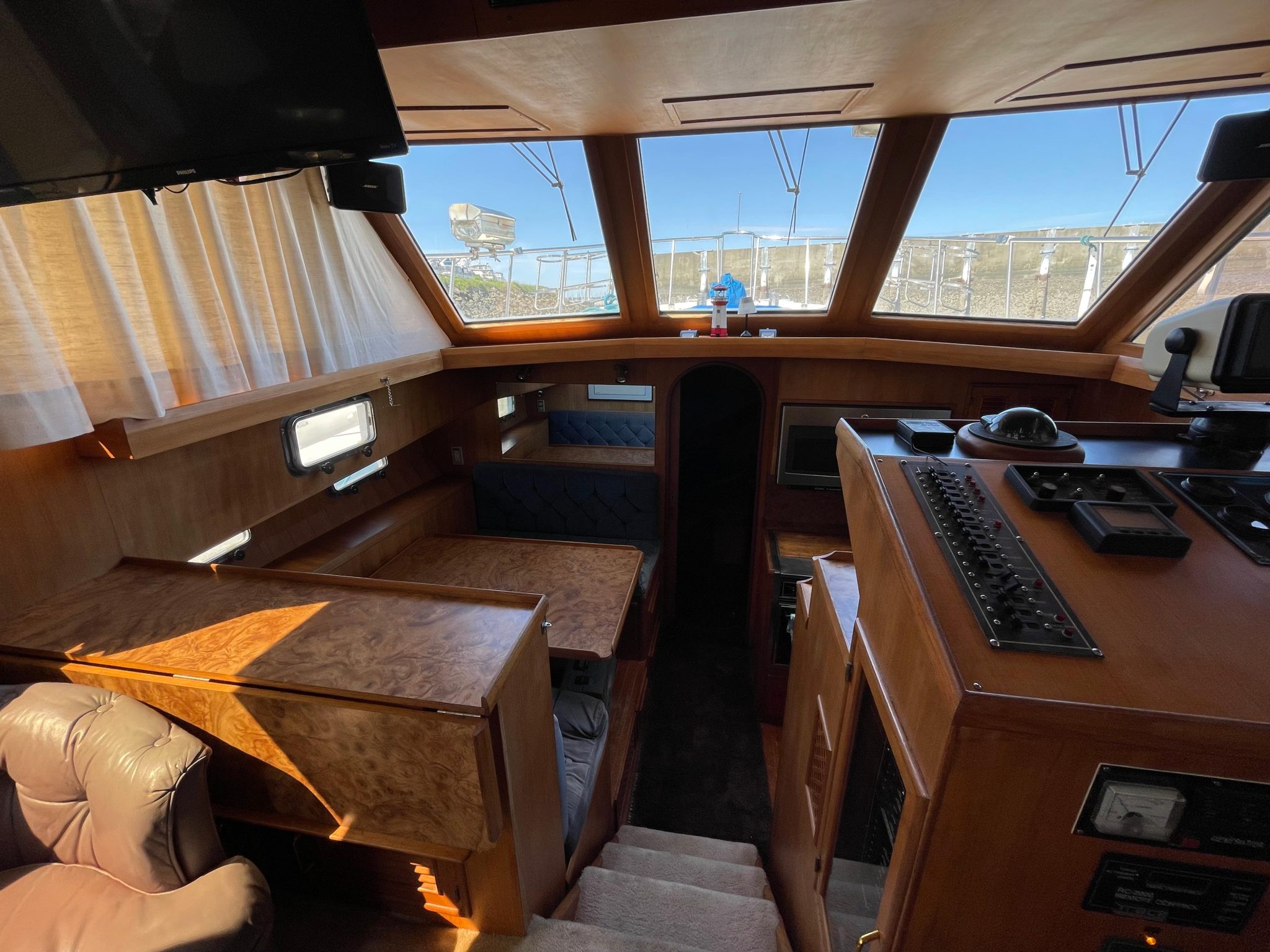 42 ft Ponderosa 1986 - Florida Yachts International