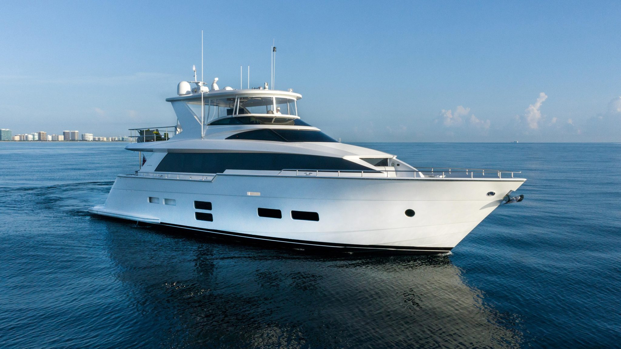 hatteras luxury yachts