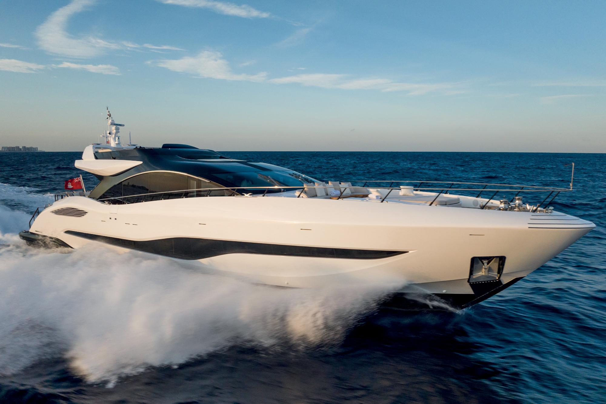 mangusta 215 yacht